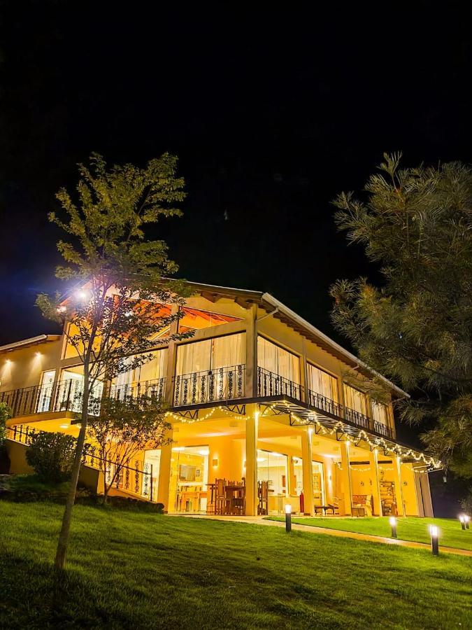 Pousada Fazenda Peroba Rosa Pedregulho Экстерьер фото